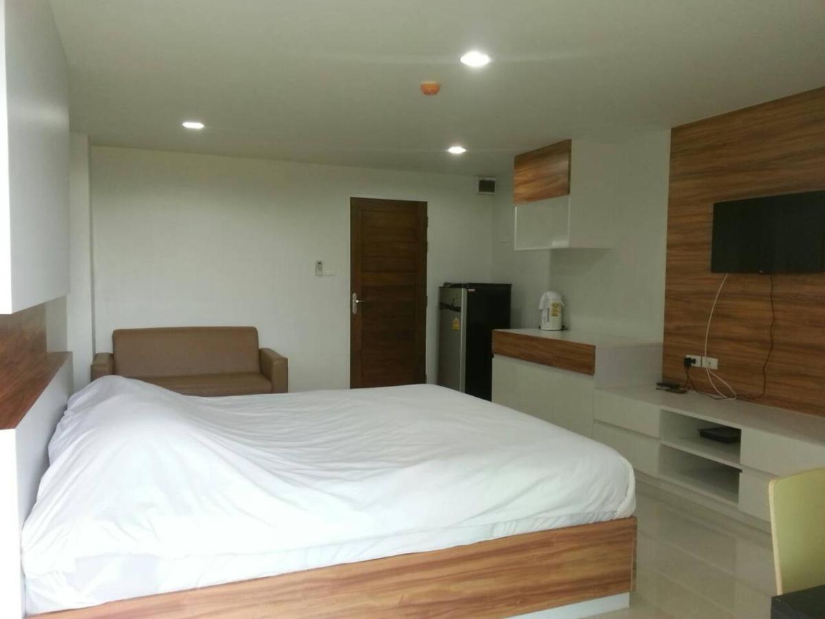 The Seasons Aparthotel Pathum Thani Exterior foto