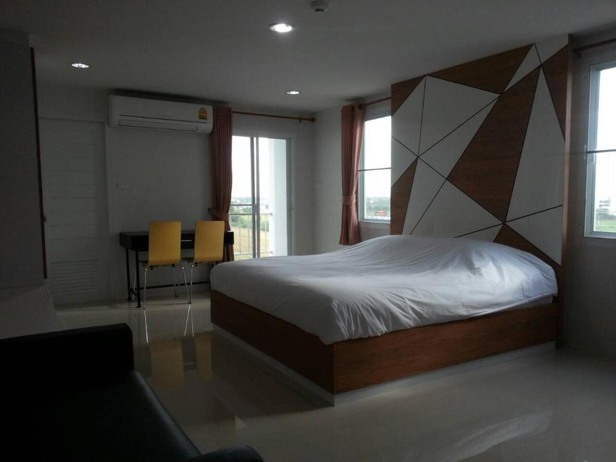 The Seasons Aparthotel Pathum Thani Exterior foto