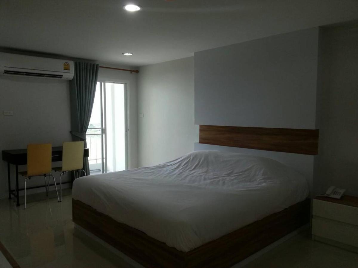The Seasons Aparthotel Pathum Thani Exterior foto